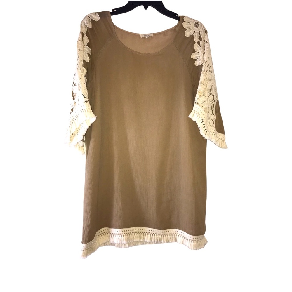 Umgee USA Boho Tunic Top Small Tan Lace Crochet Sleeve Fringe Hem Blouse